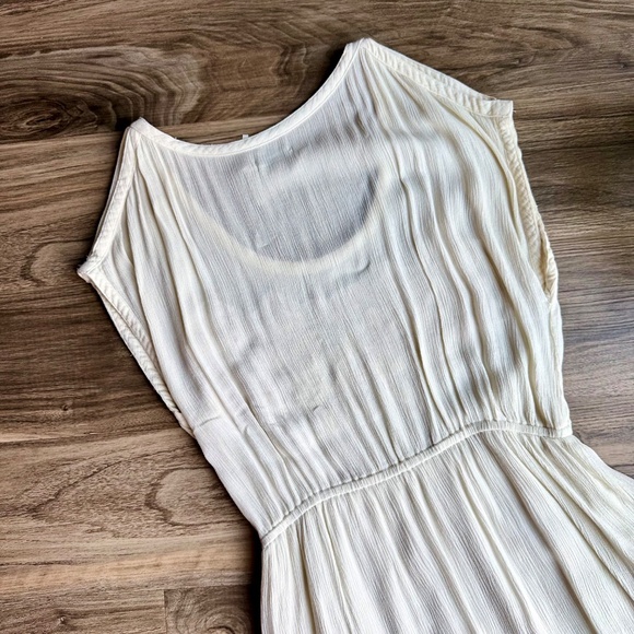 Kimchi Blue Cream Sleeveless Cold Shoulder Beaded Elatic Waist Dress Size M - Picture 10 of 16